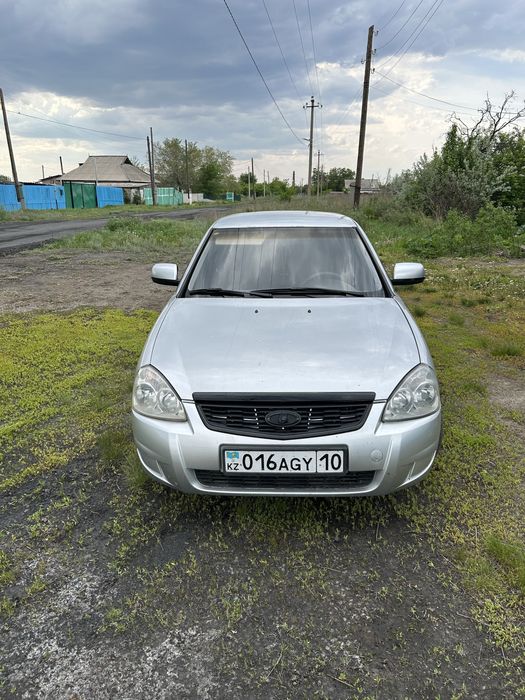 Продается Приора-1