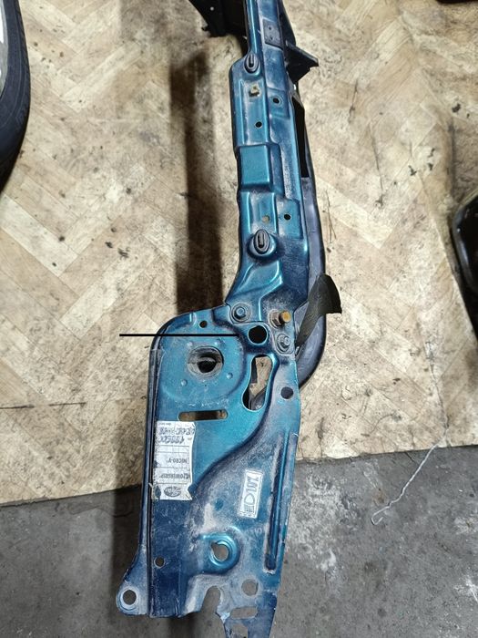 Телевизор Ауди 80 Б4 2.3