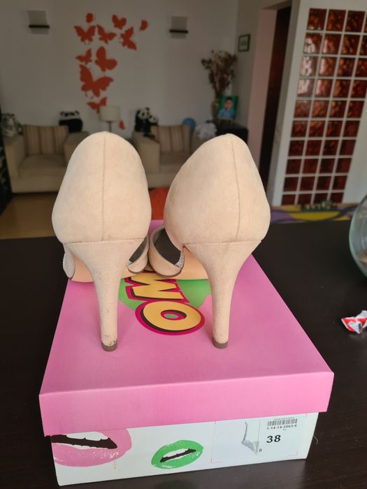 Pantofi cu toc marimea 38