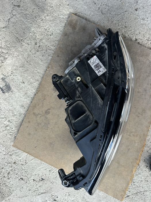 VW T-Roc ляв фар LED