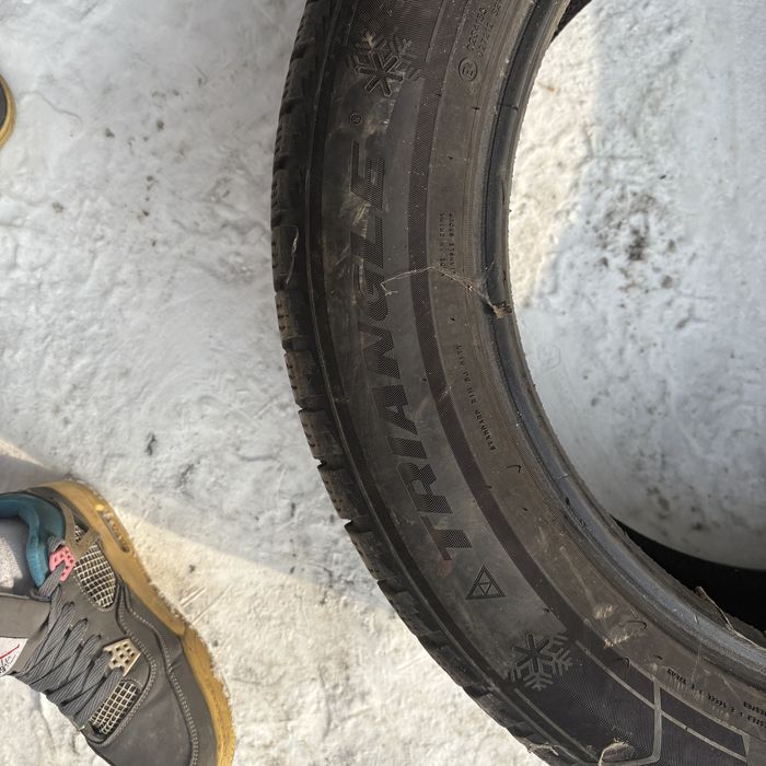 Продам резину всесезнка