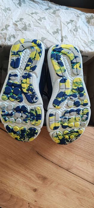 Sneakers Under Armour noi