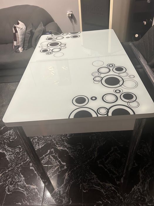 Трапезна разтегателна маса