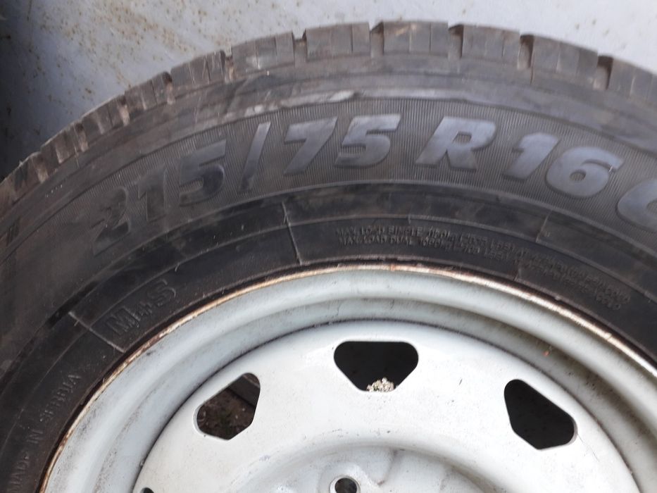 Продам колеса с уаз зимние