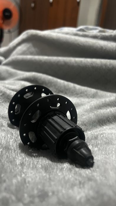 Продам втулку для велосипеда shimano deore xt