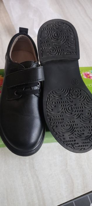 Кожаные ботинки на мальчика