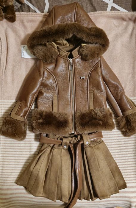 Set geaca+fusta fete, 5-6 ani