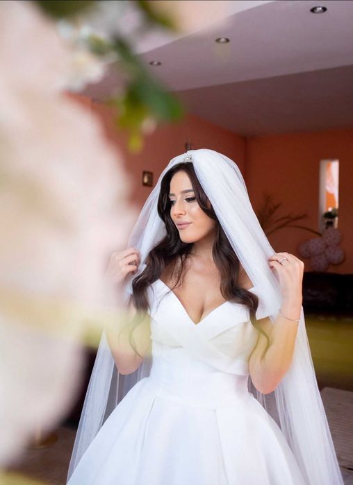 Rochie Pronovias model Farrah, material Mikado, marime S (36)