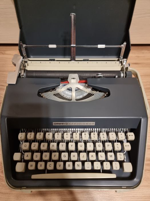 Masina de scris Antares de calatorie documente originale 1968 function