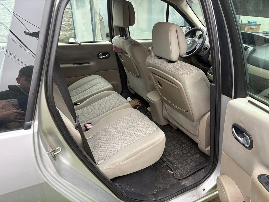 Vand renault grand scenic 2