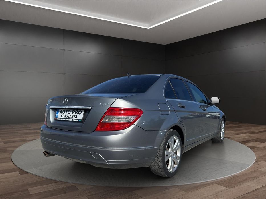 Mercedes Benz C200 - Rate fara avans! Km. certificati!