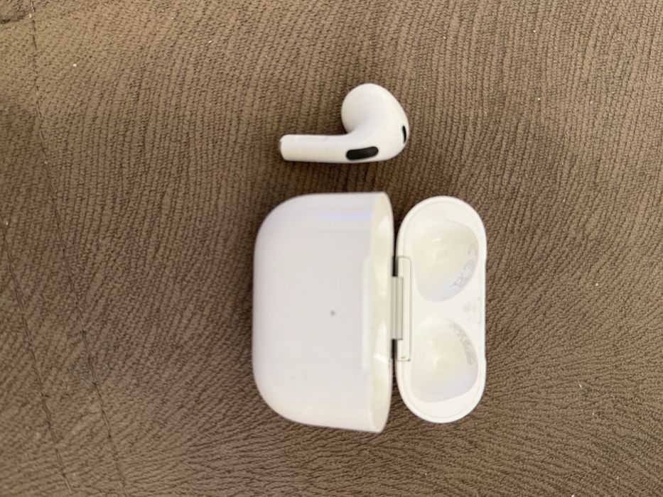 Air pods 3 работают ( Эйр подс )
