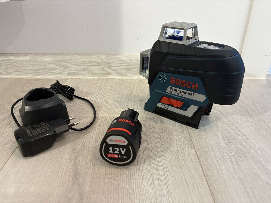 Nivela Laser Bosch GLL 3-80 C profesionala