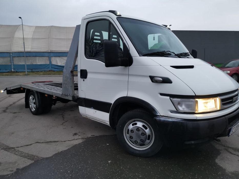 Iveco Dayli auto platforma din 2005 motor de 3,0 hdy 170 cp b14 inacte
