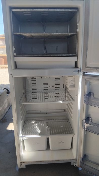 Продам холодильник Бирюза.