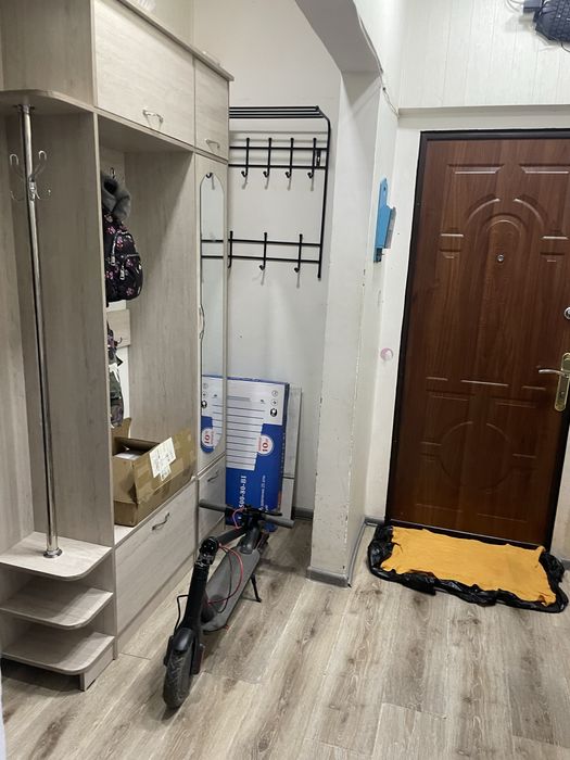 Продаю 3-х ком. Квартиру ттз-1  возле 210 школы