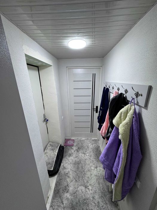 Срочно продается свой дом в общем дворе в Мирабадской районе