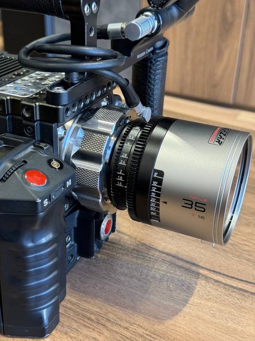 Red camera dragon x 6K samarqand shaharda polni komplect EF PL mount