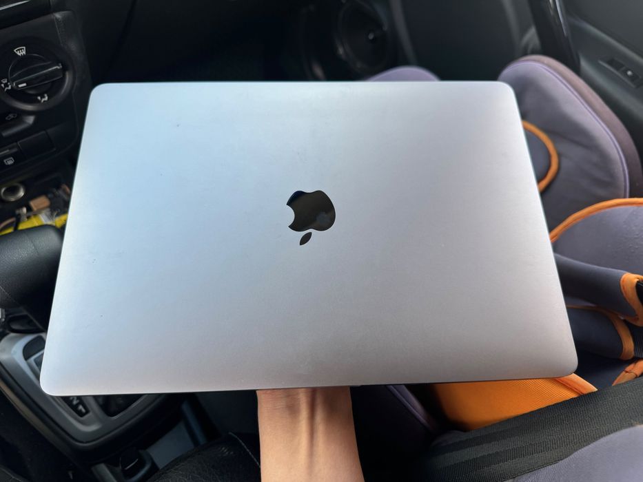 Mackbook pro 13, 512гб