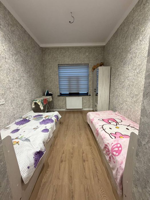Продается участок 2,3 сотик 5 комнат два санузла