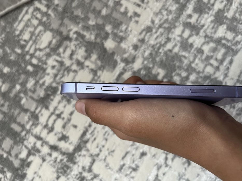 iPhone 12 mini продам