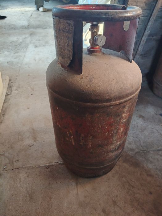 Продам газ балон