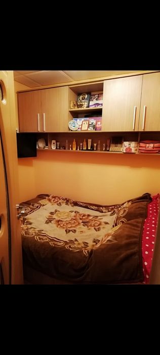 Garsoniera de vânzare