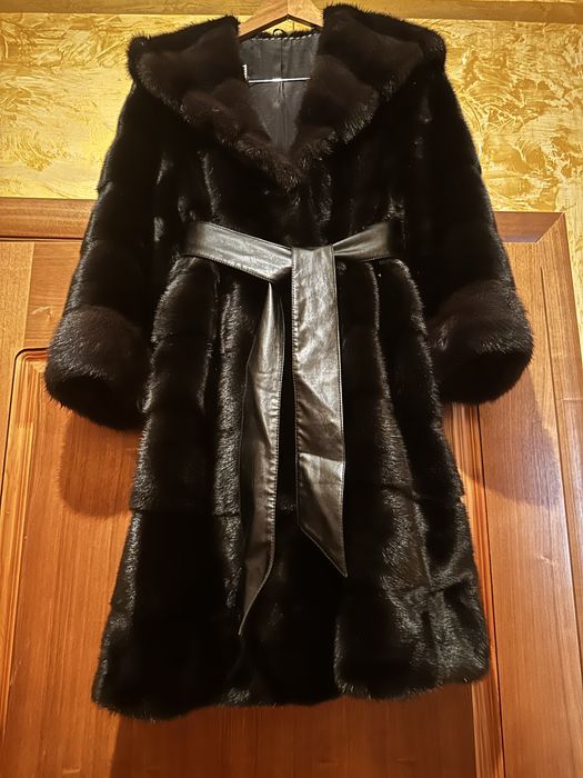 Норковая шуба., Срочно………………