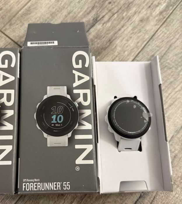 Спортивные часы Garmin Forerunner 55