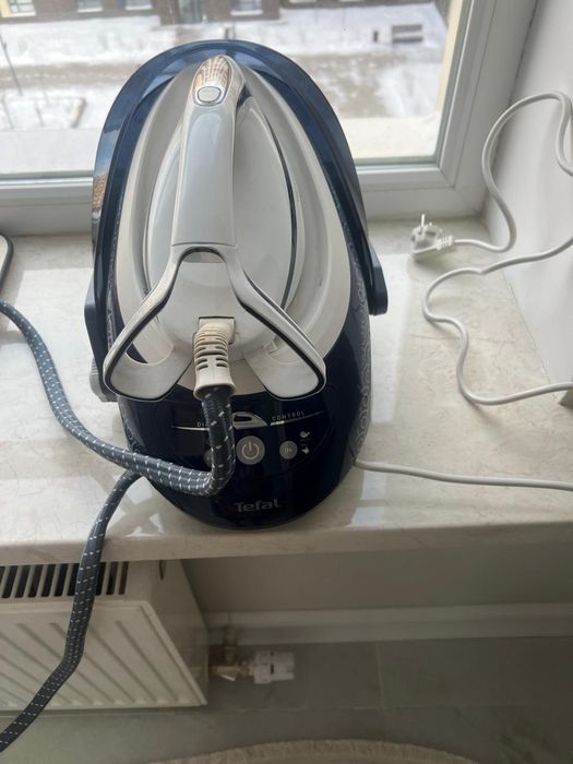 Продам паровой утюг