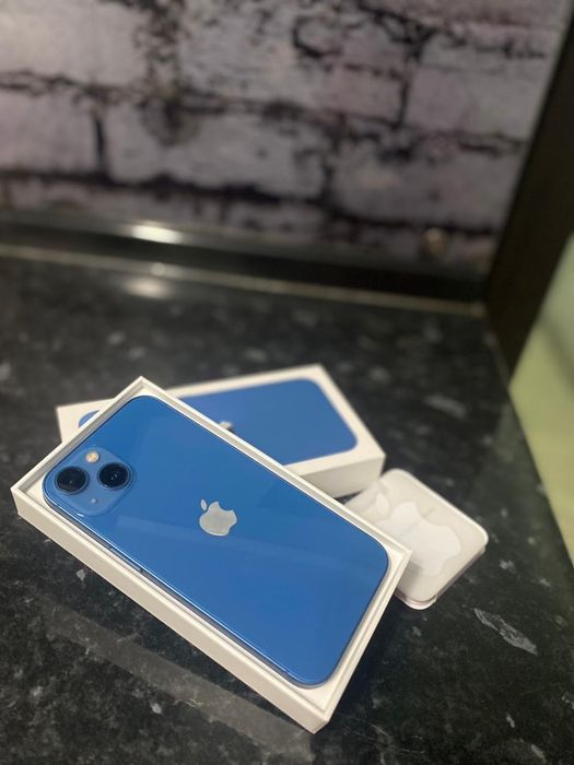 Айфон  13  128гб