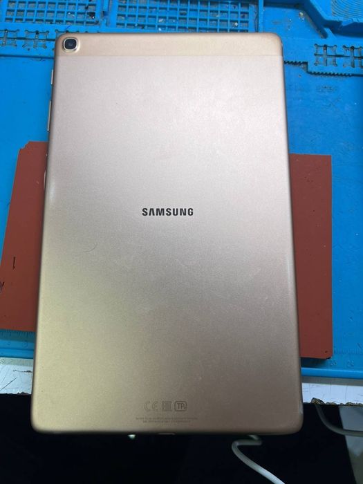 Samsung Galaxy Tab A 10.1 
SM-T515 — LTE/SIM kartli v