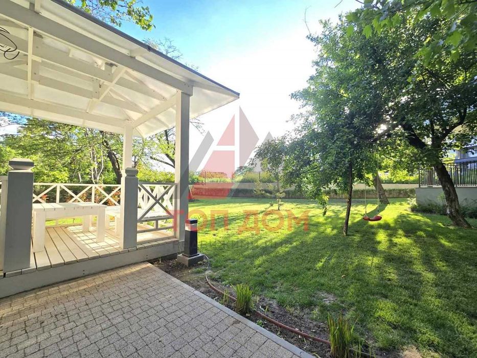 Дава се под наем Двустаен апартамент в к.к. Св.Св. Константин и Елена - 65 кв.м за 800 € - Снимка #14