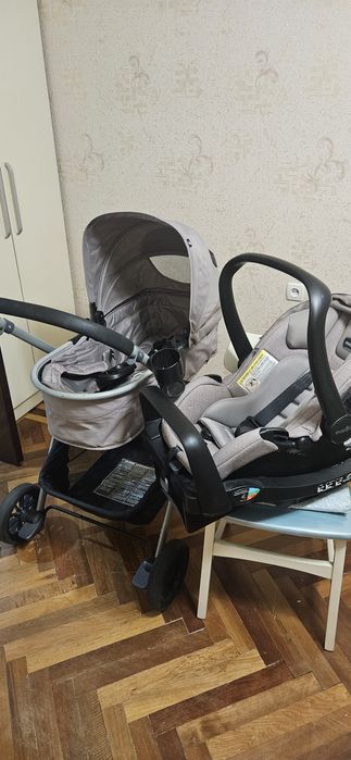 Детская коляска 3в1