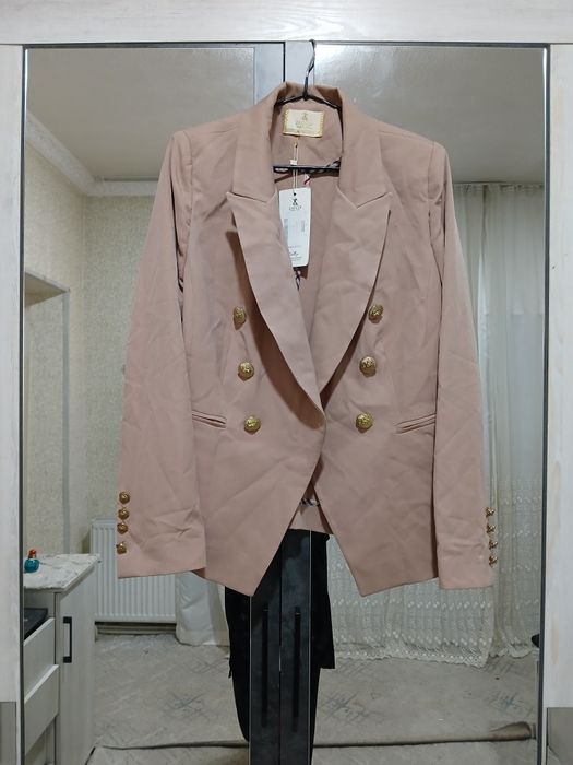 Вечерние платье .