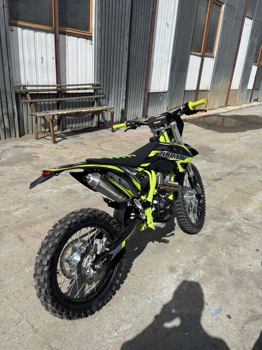 Мотоцикл zuumav k5