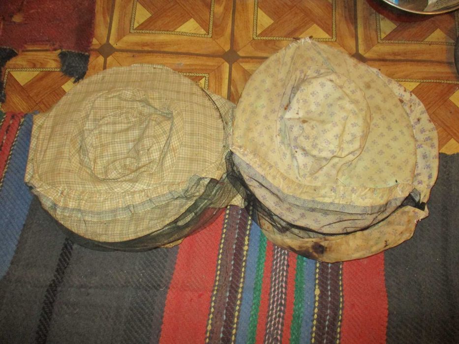 Пчеларски инвентар ,вестници и  списания