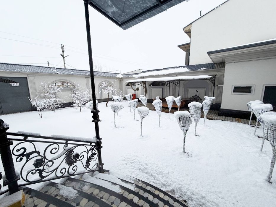 Продается Дом 9х комнат 7 соток Супер цена