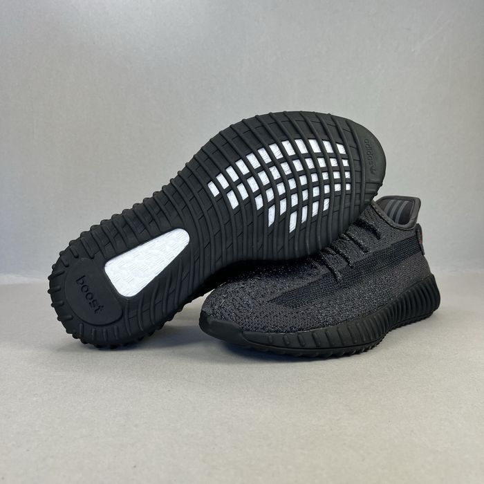 Adidas Yeezy 350 V2 "Black Reflective"! НОВИ!
