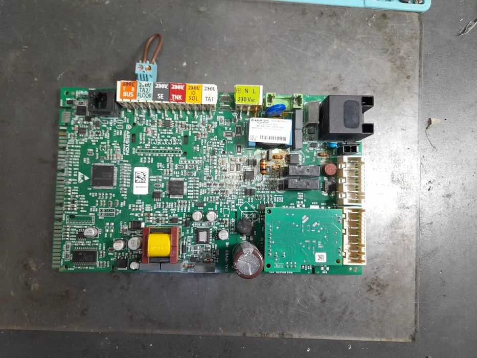 Ariston- toate modelele,Habitat- toate modelele,Bosh condens 2500