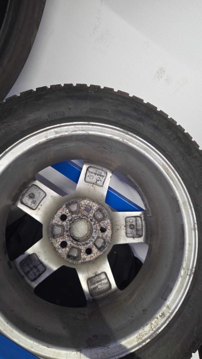 4 зимни гуми Bridgestone Blizzak LM005 185/60 R15 с алуминиеви джанти