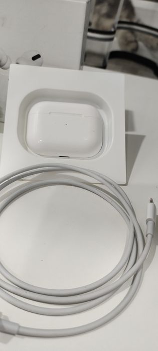 Продам AirPods pro2 за 6500