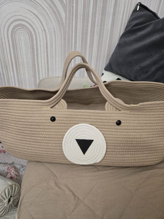 Продам переноску для малышей