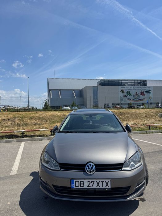 Vând Volkswagen Golf 7
