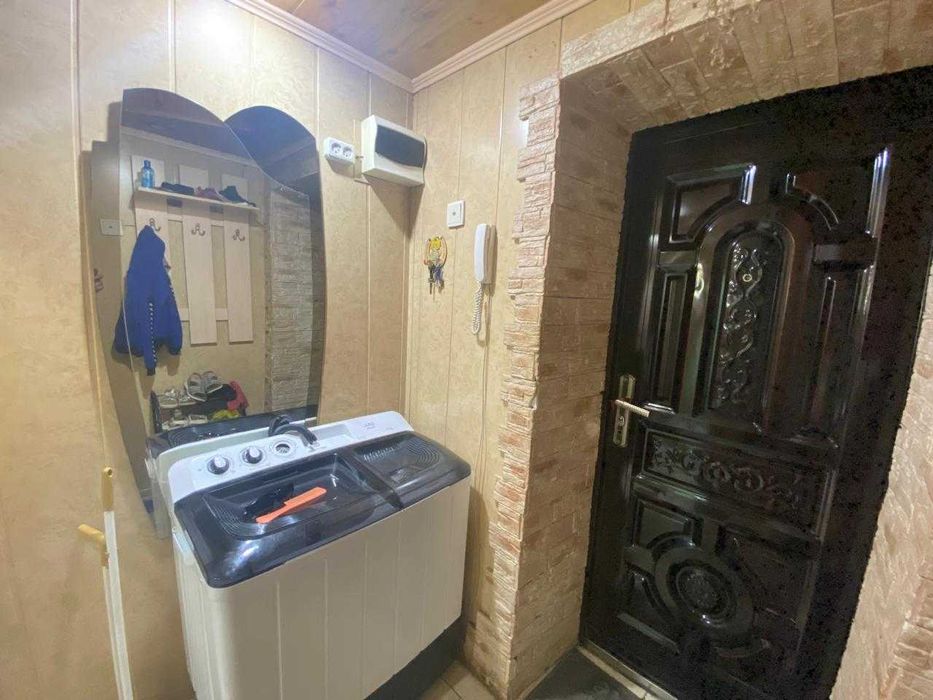продам 3 комнатную квартиру