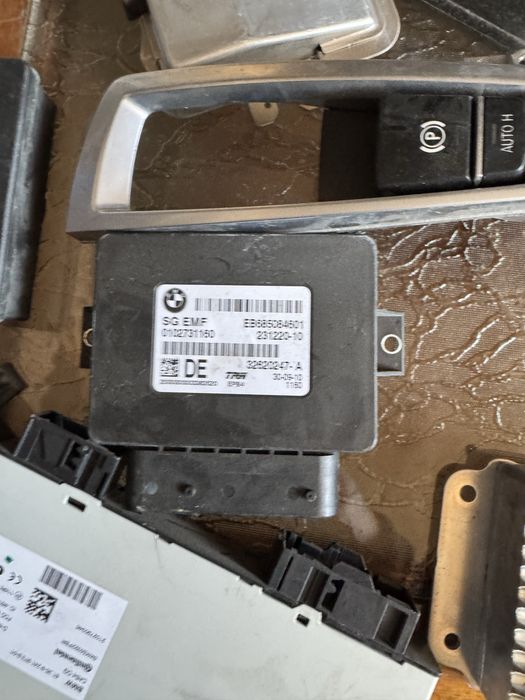 Модули за бмв ф10 ф11 феис