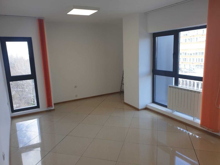 Продава се Двустаен апартамент в София, Студентски град - 59 кв.м за 1780 €/кв.м - Снимка #2
