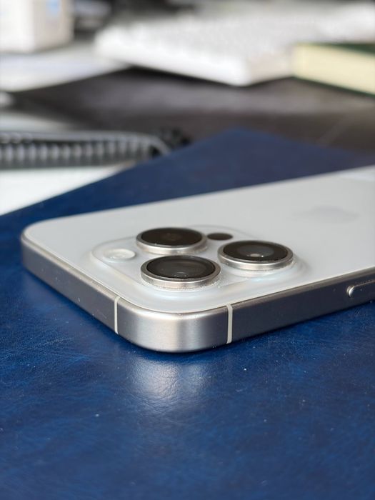 Apple iphone 15 pro