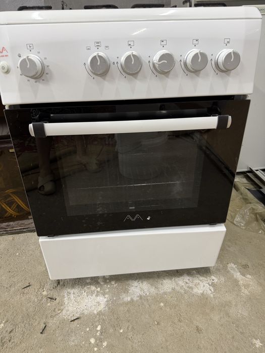 Продам газ плиту