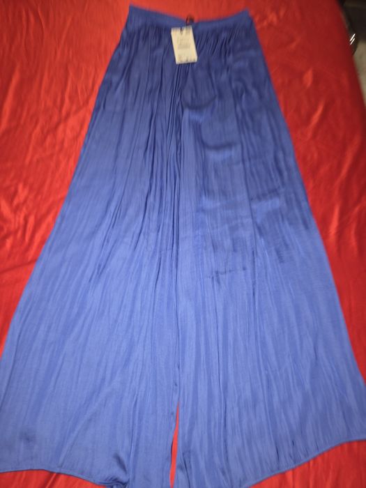 Pantaloni satinati zara